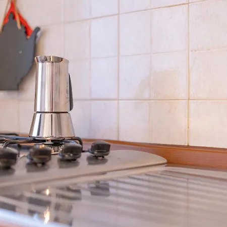 I-host Navigli - Fusetti מילאנו